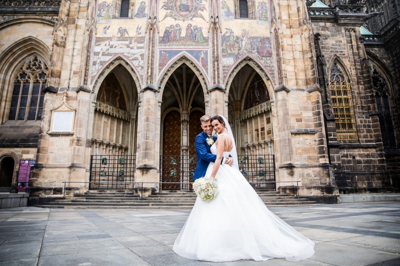 Kristyna a Viktor, Praha - Connorweddings.