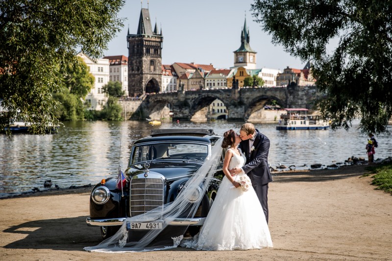 Tara a Sigbjorn, Praha - Connorweddings, wedding in Prague.